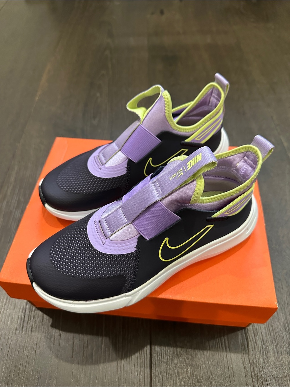 Nike Flex Plus (PS) Shoes in Cave Purple and Lemon Twist